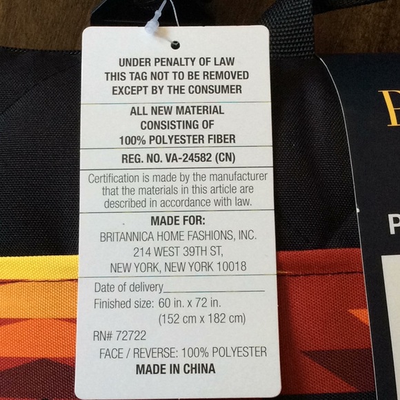 NEW Pendleton Outdoor Blanket RED/BLACK - Picture 8 of 9